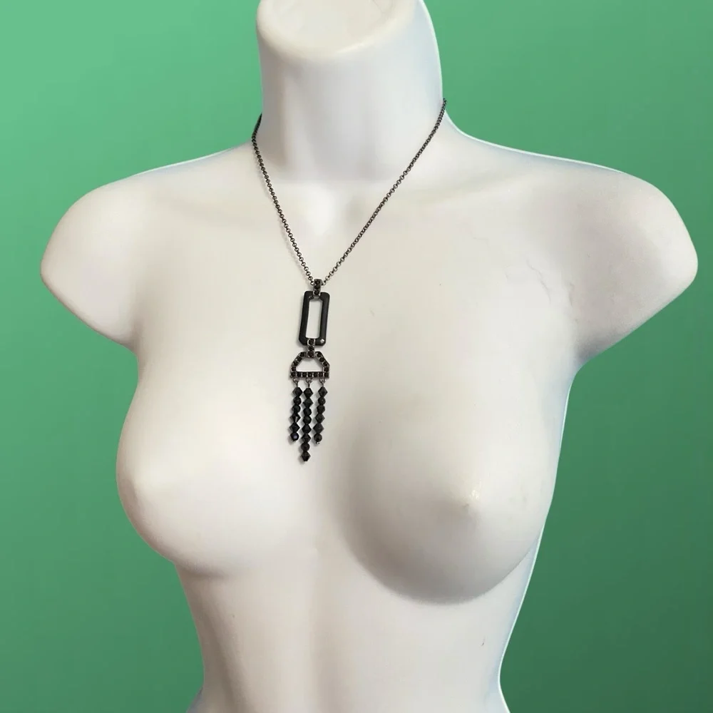 LIZ CLAIBORNE Black Rhinestone Chain Dangle Necklace
